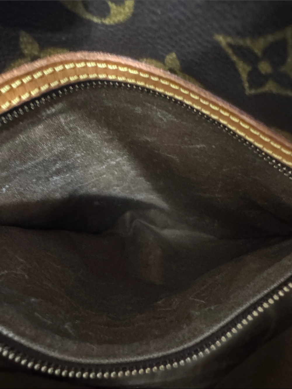 Louis Vuitton Monogram shopper Tote with Vachetta Leather Straps with COA - Picture 15 of 16